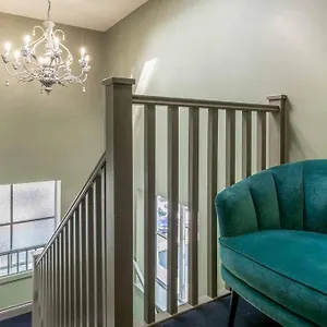 Apartment Modern, Relaxing 1 Bed, Bath